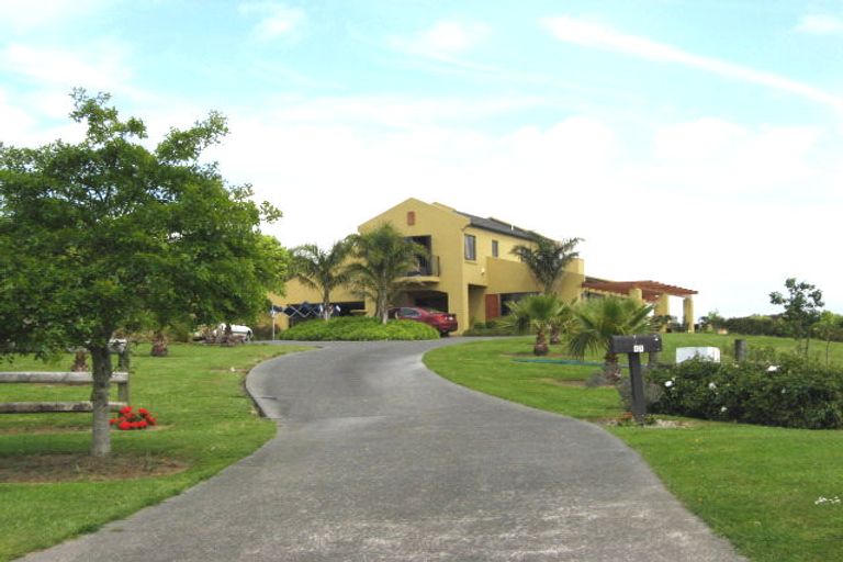 Photo of property in 47 Broadwood Rise, Kumeu, 0892