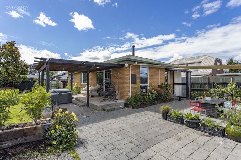 Photo of property in 102b West Belt, Rangiora, 7400