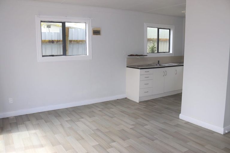 Photo of property in 30 Hooks Road, Manurewa, Auckland, 2102