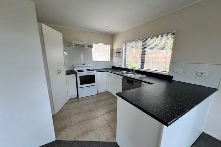 Photo of property in 39 Ardern Avenue, Stanmore Bay, Whangaparaoa, 0932