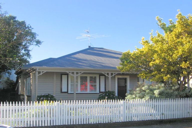 Photo of property in 1 Titoki Street, Alicetown, Lower Hutt, 5010