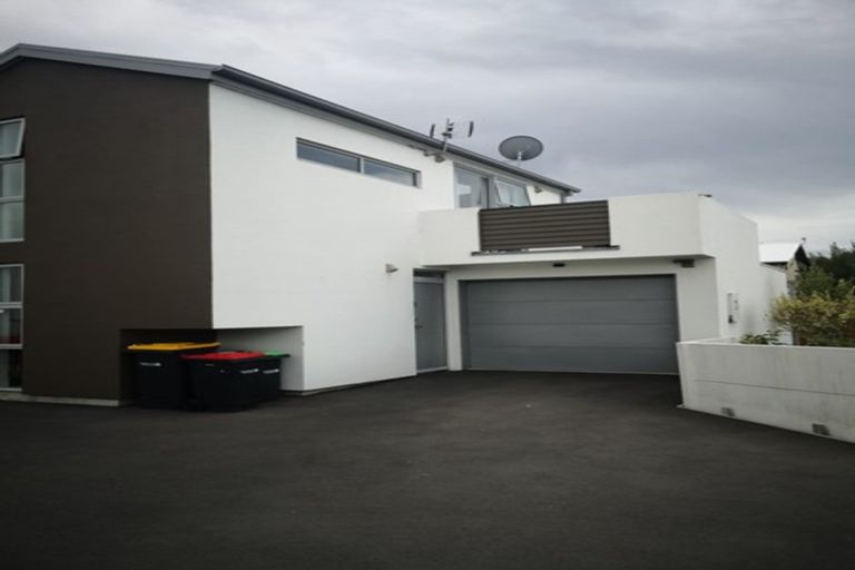 Photo of property in 1/473 Barbadoes Street, Edgeware, Christchurch, 8013