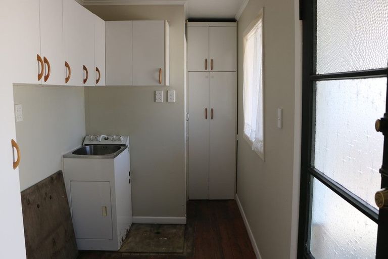 Photo of property in 9 Greers Road, Weymouth, Auckland, 2103