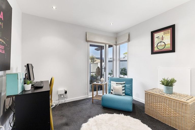 Photo of property in 50b Camperdown Road, Miramar, Wellington, 6022