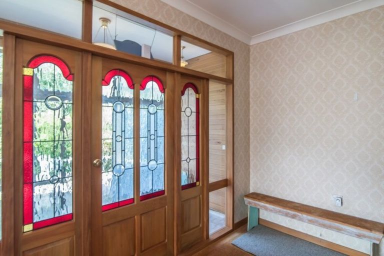 Photo of property in 14 Huia Street, Waikanae, 5036