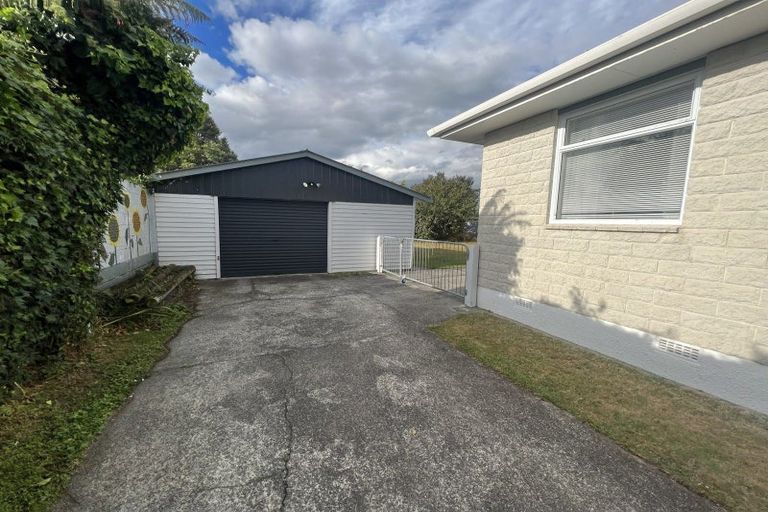 Photo of property in 174 Queen Street West, Levin, 5510