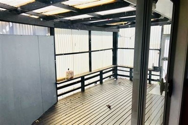 Photo of property in 72 Sycamore Drive, Sunnynook, Auckland, 0620