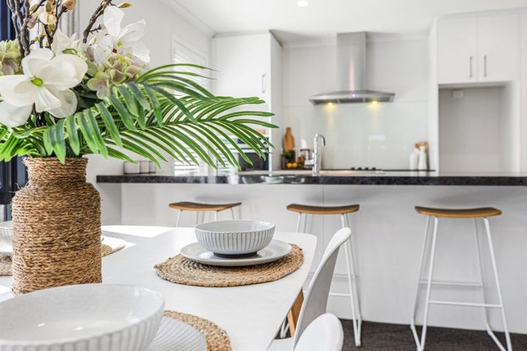 Photo of property in 118 Whakaturou Crescent, Pyes Pa, Tauranga, 3112