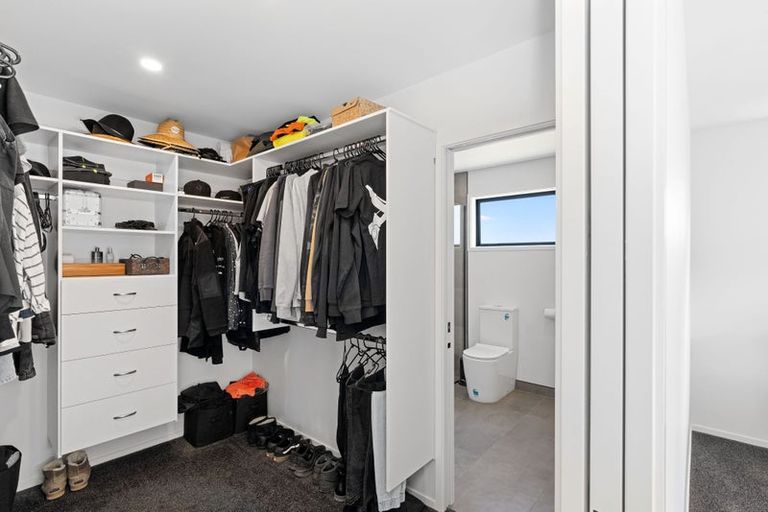 Photo of property in 18 Oriwa Lane, Levin, 5571