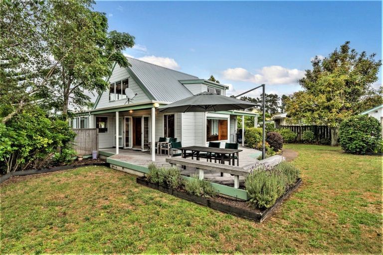 Photo of property in 18 Given Grove, Pauanui, Hikuai, 3579