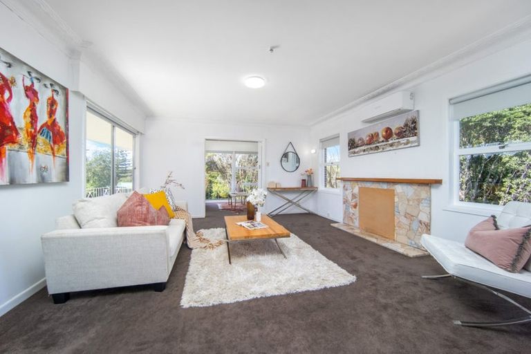 Photo of property in 34 Kohekohe Street, New Lynn, Auckland, 0600