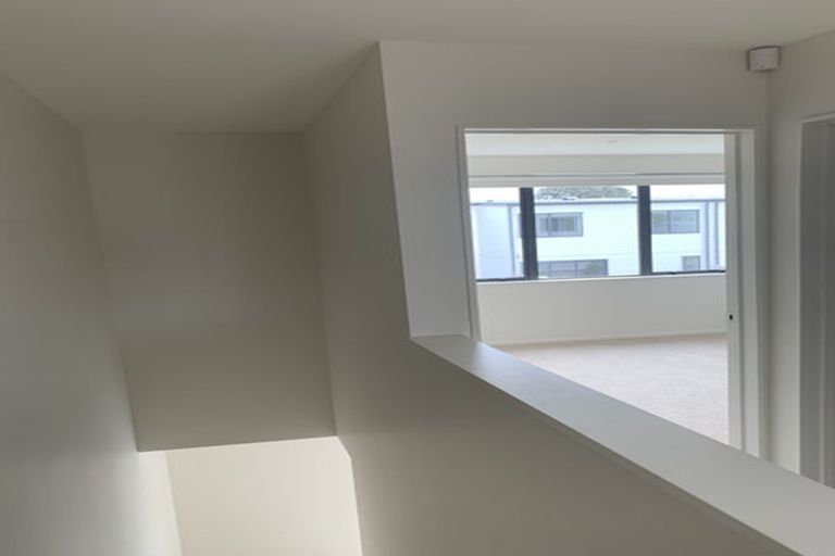 Photo of property in 87 Waituarua Drive, Takanini, Auckland, 2112