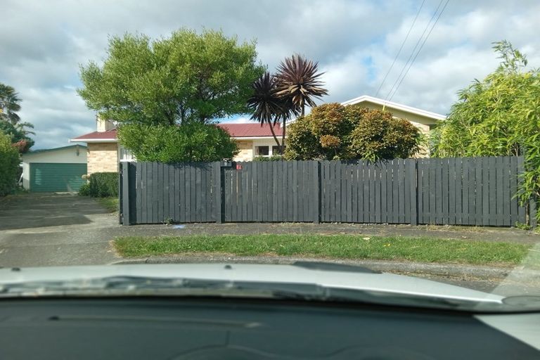 Photo of property in 9 Selwyn Street, Levin, 5510
