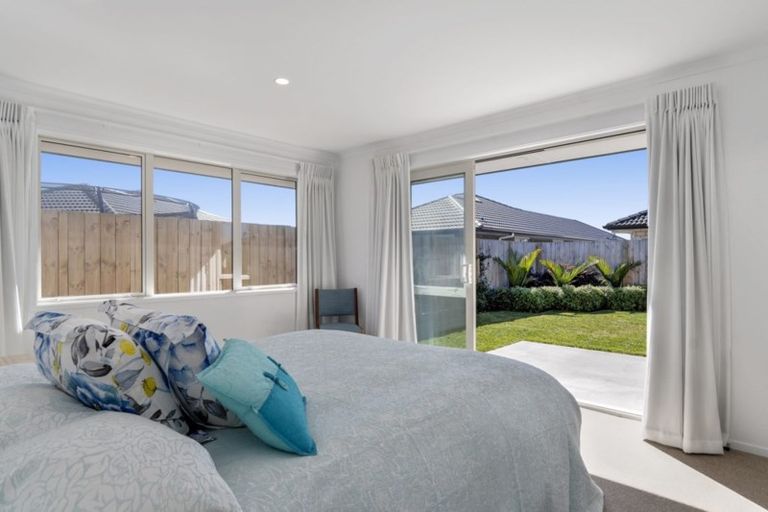 Photo of property in 6 Batty Street, Papamoa Beach, Papamoa, 3118