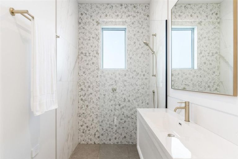 Photo of property in 218 Hamiora Street, Matarangi, 3592