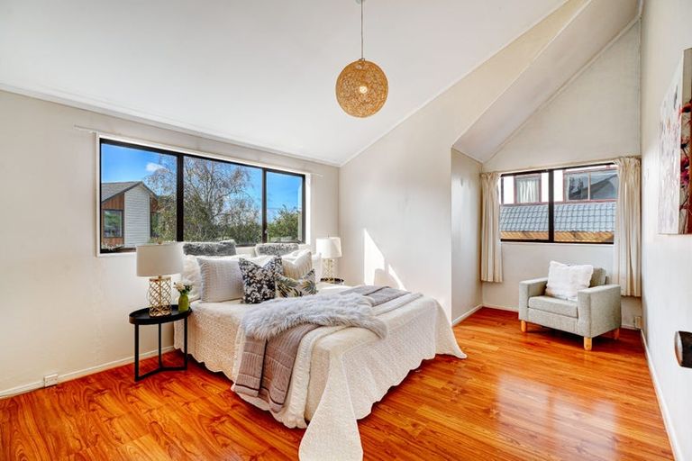 Photo of property in 2/14 Chip Grove, Sunnyhills, Auckland, 2010