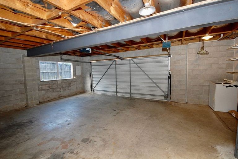 Photo of property in 2/20 Summit Drive, Torbay, Auckland, 0630