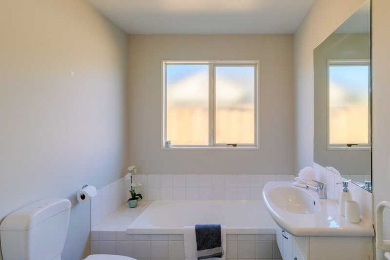 Photo of property in 17 Beechwood Drive, Northwood, Christchurch, 8051