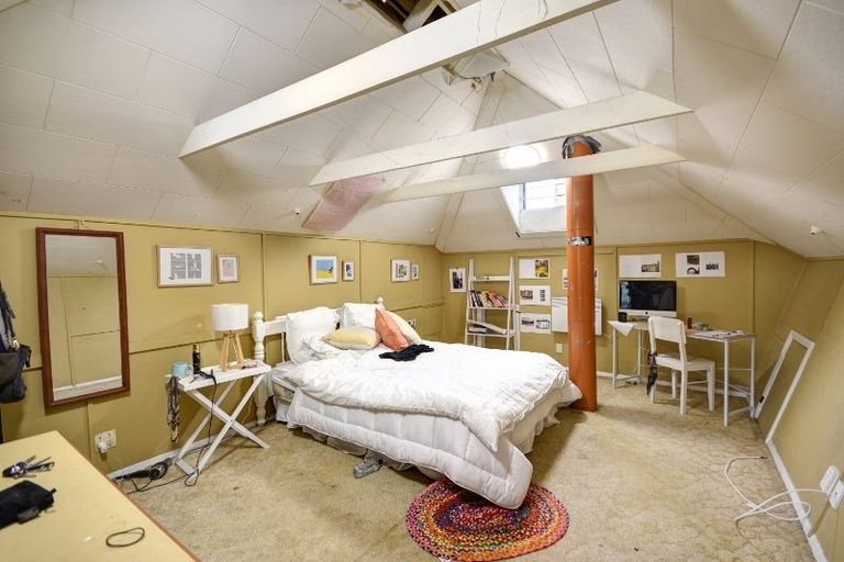 Photo of property in 40 Manor Place, Dunedin Central, Dunedin, 9016