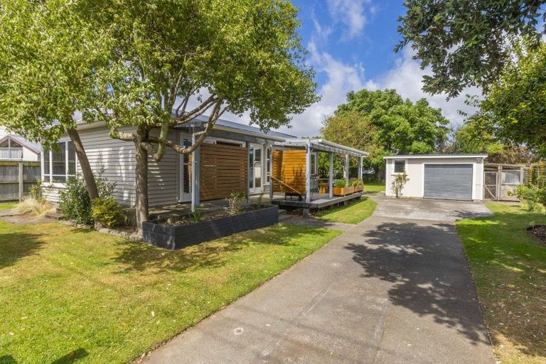 Photo of property in 4 Repo Street, Paraparaumu, 5032