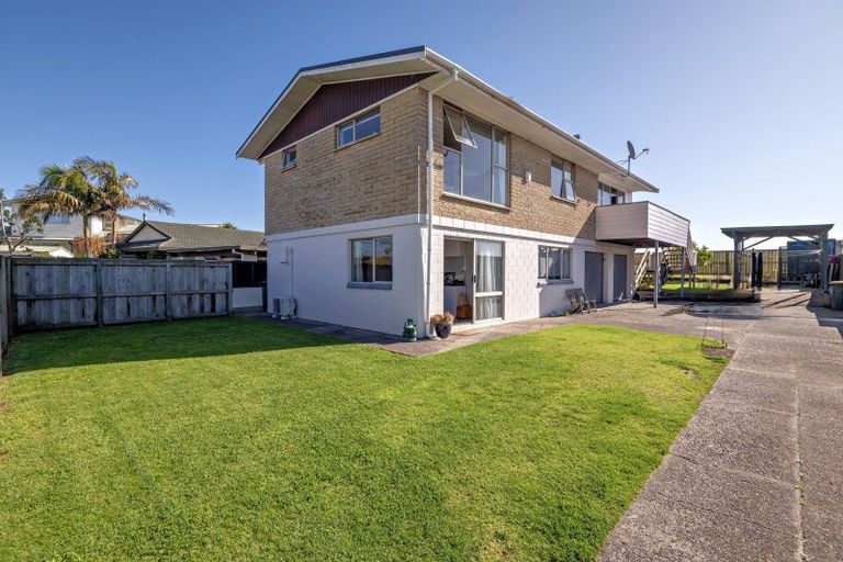 Photo of property in 105 Riverside Drive, Whakatane, 3120