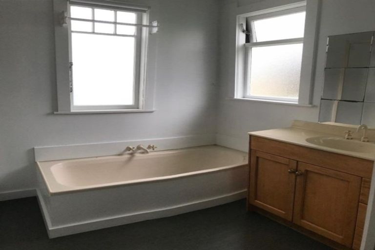 Photo of property in 9 Bell Street, Hamilton East, Hamilton, 3216