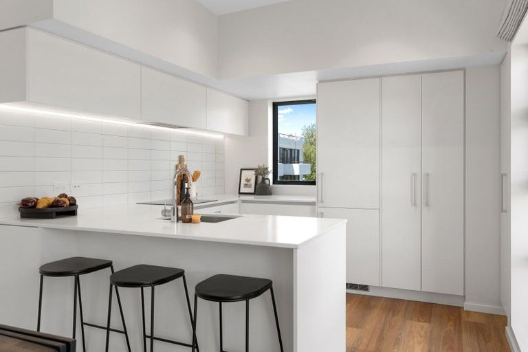 Photo of property in 4/30 Peterborough Street, Christchurch Central, Christchurch, 8013