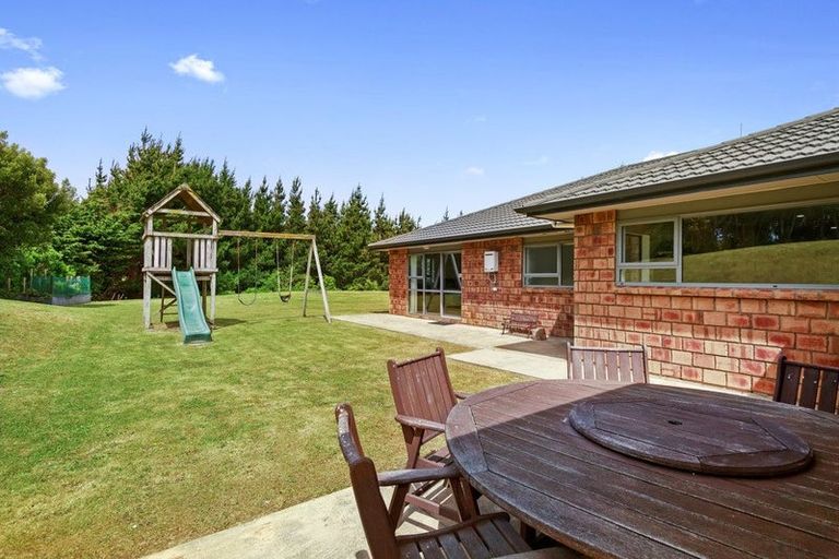 Photo of property in 50 Bing Lucas Drive, Tawa, Wellington, 5028