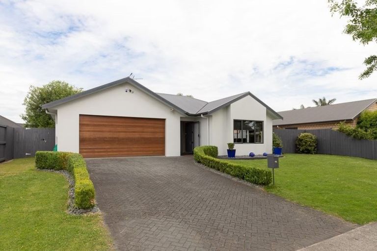 Photo of property in 20 Ravenscourt Place, Huntington, Hamilton, 3210