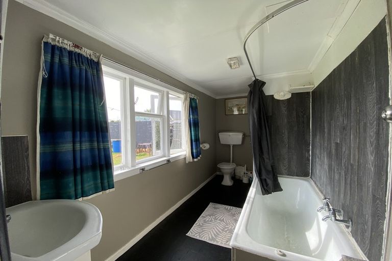 Photo of property in 230 Main Street, Otautau, 9610