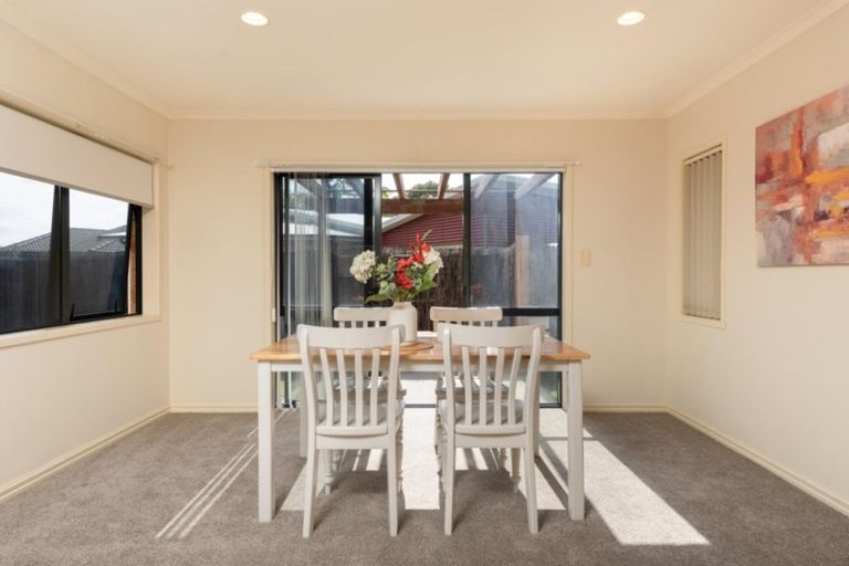 Photo of property in 35 Madeleine Terrace, Papamoa Beach, Papamoa, 3118