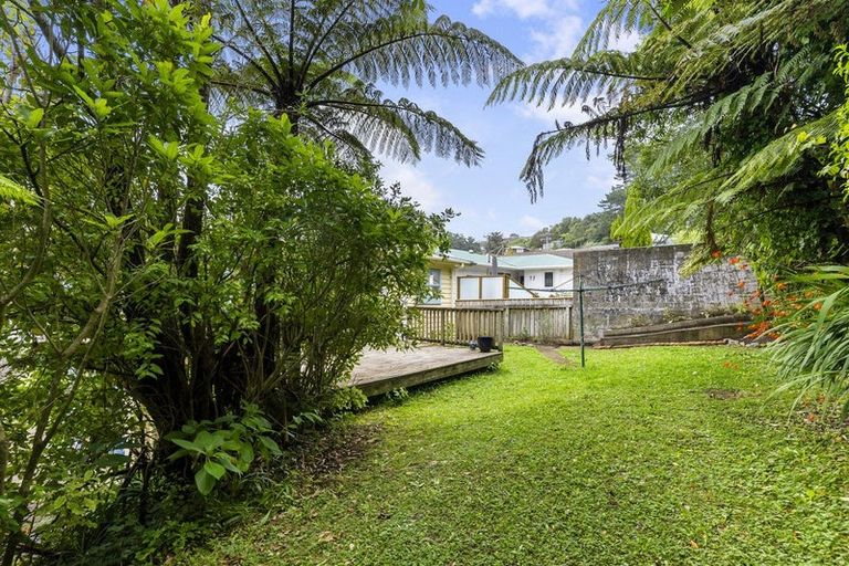 Photo of property in 4 Arapiko Street, Johnsonville, Wellington, 6037