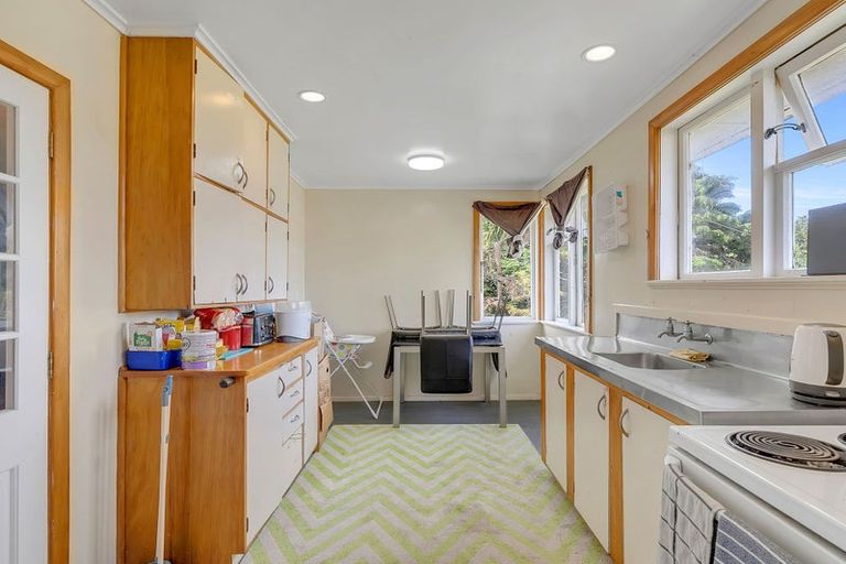 Photo of property in 20 Stevens Crescent, Ranui, Porirua, 5024