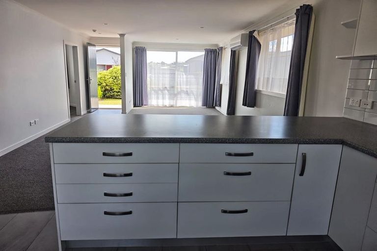 Photo of property in Waterview Estate, 84/4 Greystone Place, Omokoroa, 3114