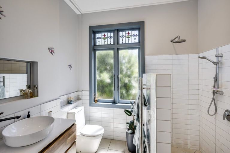 Photo of property in 9 Lawrence Road, Hospital Hill, Napier, 4110