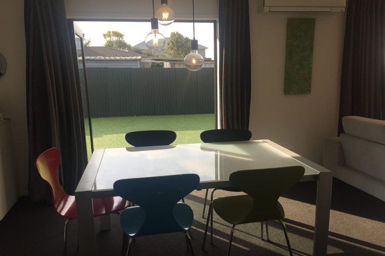 Photo of property in 61a Moa Road, Point Chevalier, Auckland, 1022
