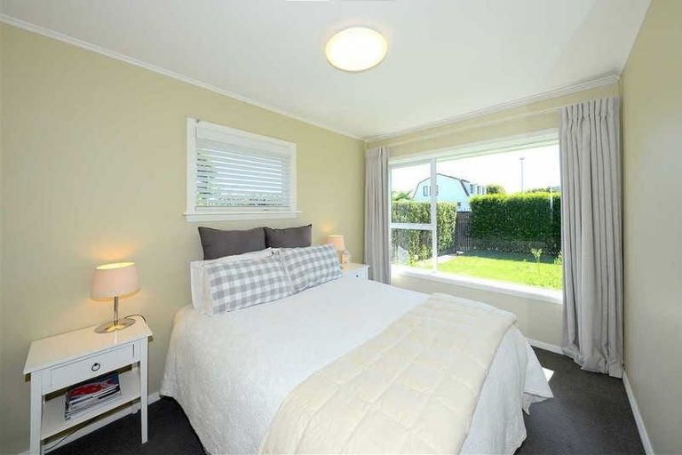 Photo of property in 8 Yardley Street, Avonhead, Christchurch, 8042
