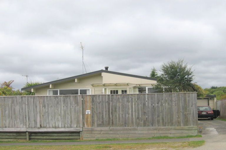 Photo of property in 62 Richmond Avenue, Richmond Heights, Taupo, 3330