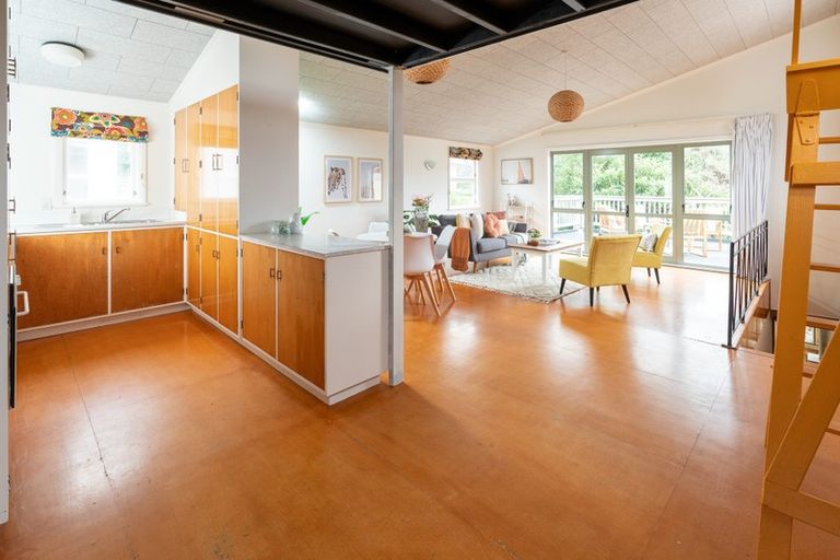 Photo of property in 162 Wellington Road, Paekakariki, 5034