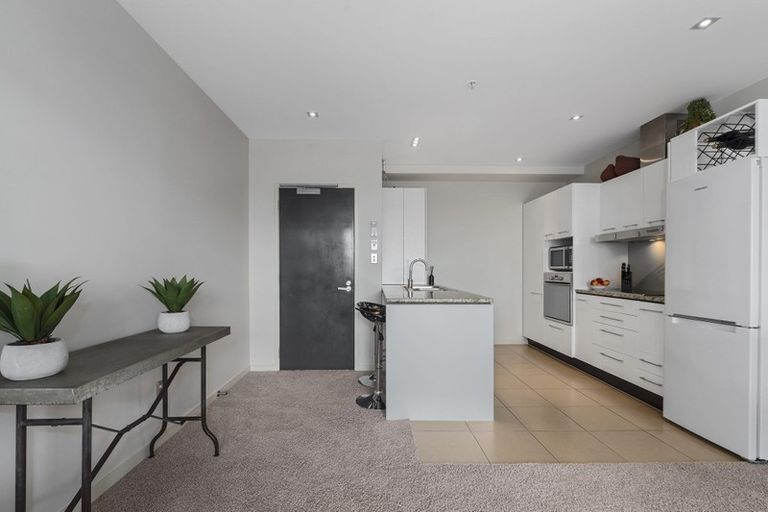 Photo of property in Maison Apartments, 307/16 Huron Street, Takapuna, Auckland, 0622