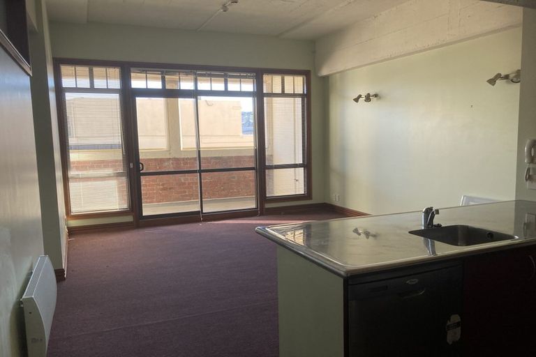 Photo of property in Pirie Street Townhouses, 28/35 Pirie Street, Mount Victoria, Wellington, 6011