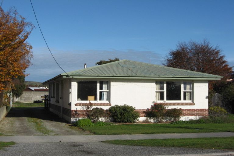 Photo of property in 11 Waverley Street, East Gore, Gore, 9710