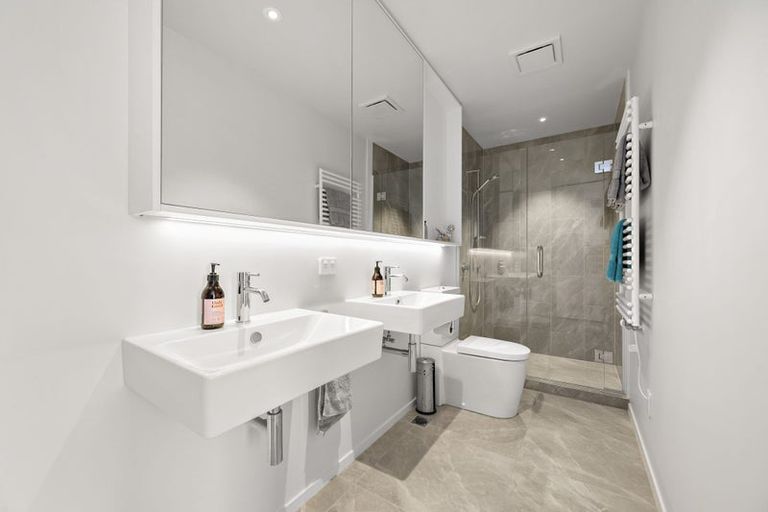 Photo of property in 4 Mary Dobson Way, Island Bay, Wellington, 6023