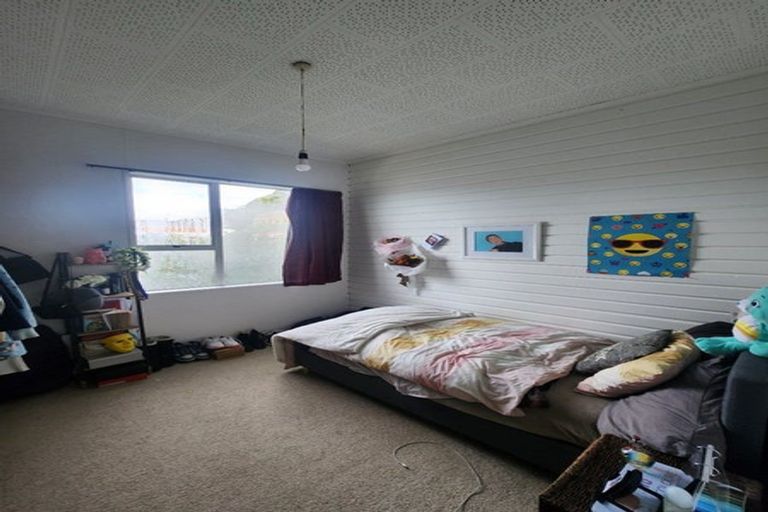 Photo of property in 64 Mitchell Street, Brooklyn, Wellington, 6021