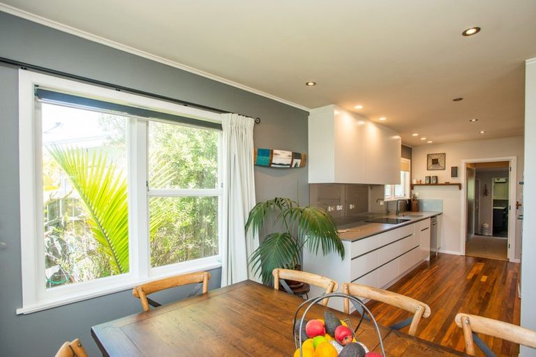 Photo of property in 221 Whirinaki Road, Eskdale, Napier, 4182
