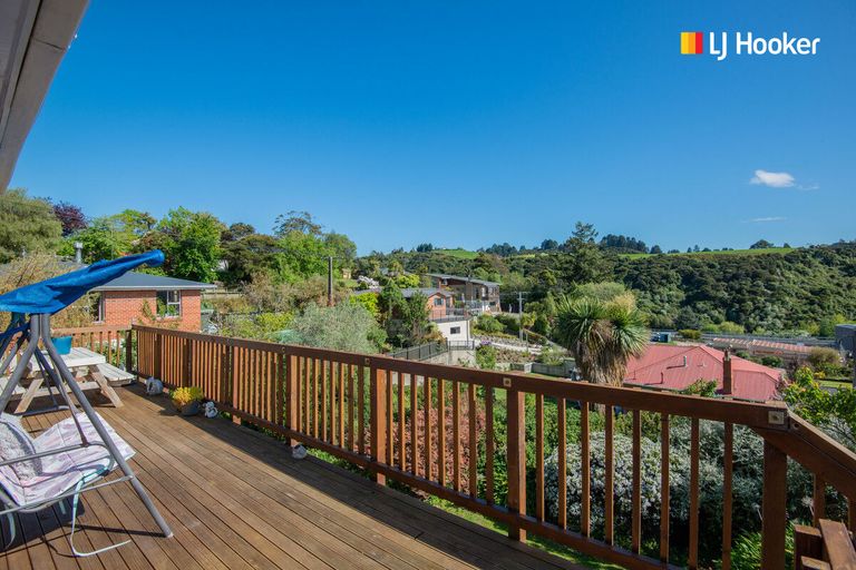 Photo of property in 8 Saddleview Place, Fairfield, Dunedin, 9018