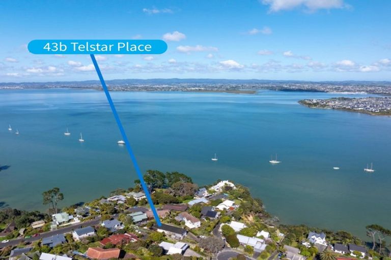 Photo of property in 2/43 Telstar Place, Beach Haven, Auckland, 0626