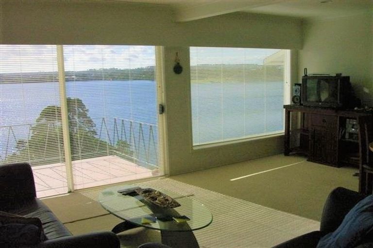 Photo of property in 11/198 Hurstmere Road, Takapuna, Auckland, 0622