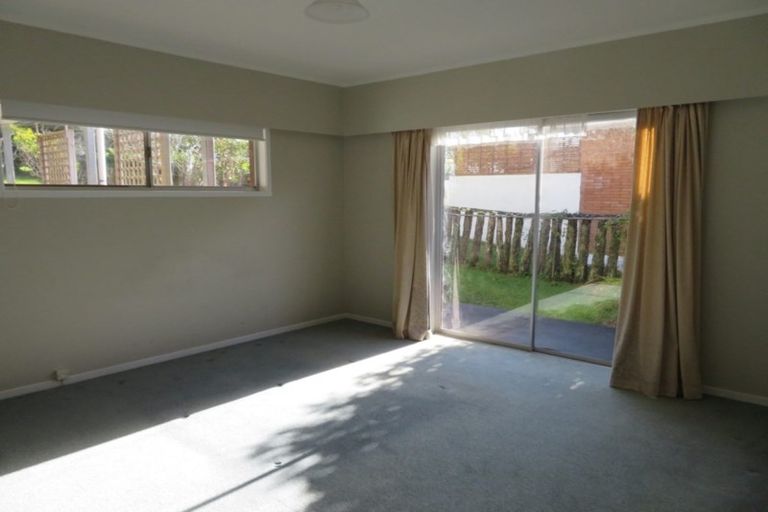 Photo of property in 8 Beacon Avenue, Campbells Bay, Auckland, 0630