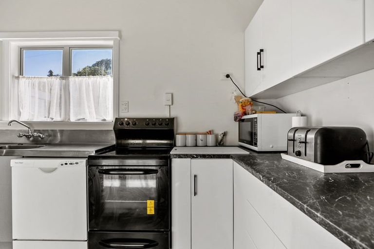 Photo of property in 16 Trotter Avenue, Waiomu, Thames, 3575